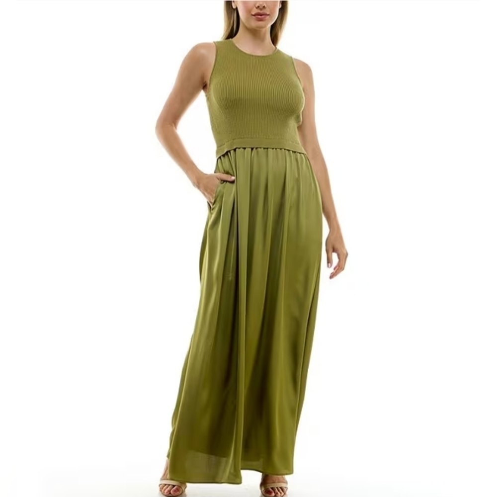Taylor dress, XS. Maxi long sleeveless dress Olive/moss/sage green. Has Pockets!